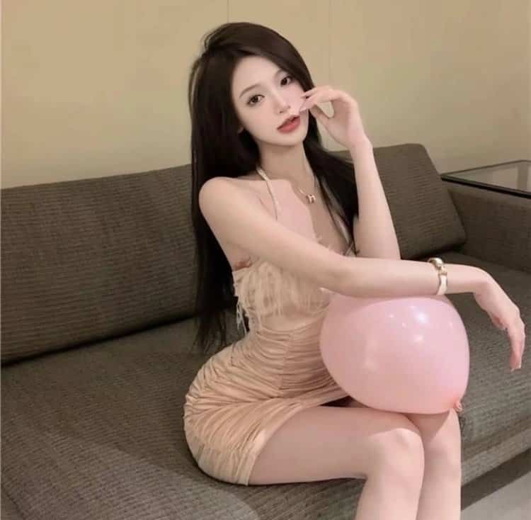 音乐节现场：热血沸腾的摇滚之夜